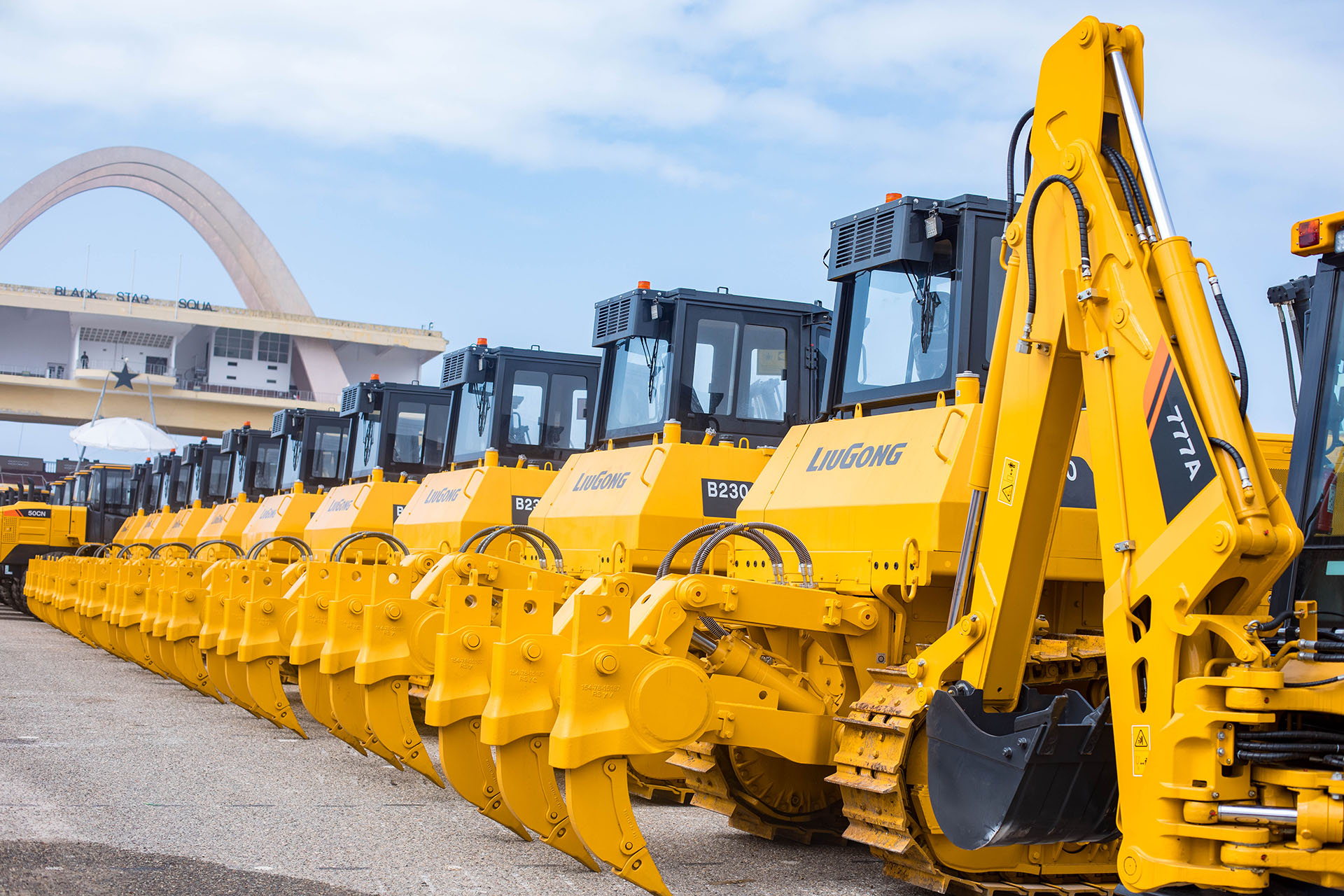 Heavy container-handling equipment in active operation